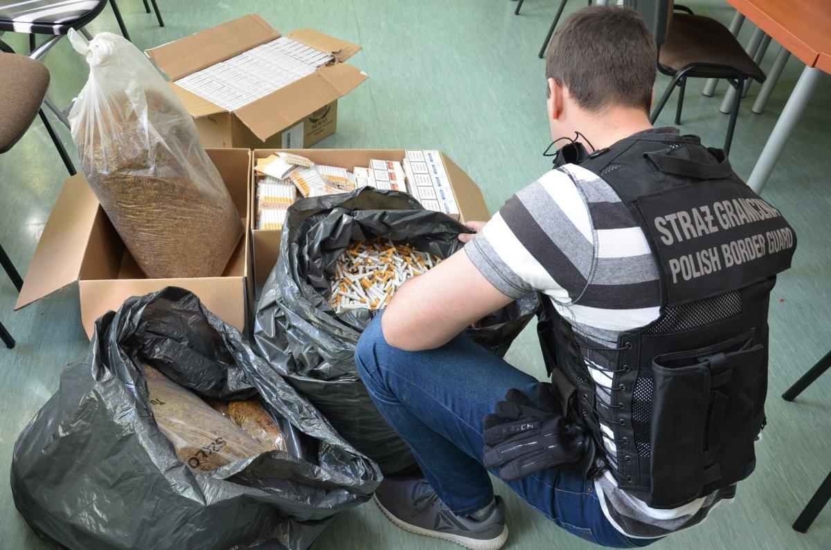 Tytoniowa krajanka w aucie. Intuicja, która nie zawiodła strażników