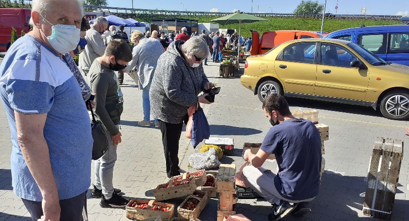 Targ w Starachowicach przed Bożym Ciałem