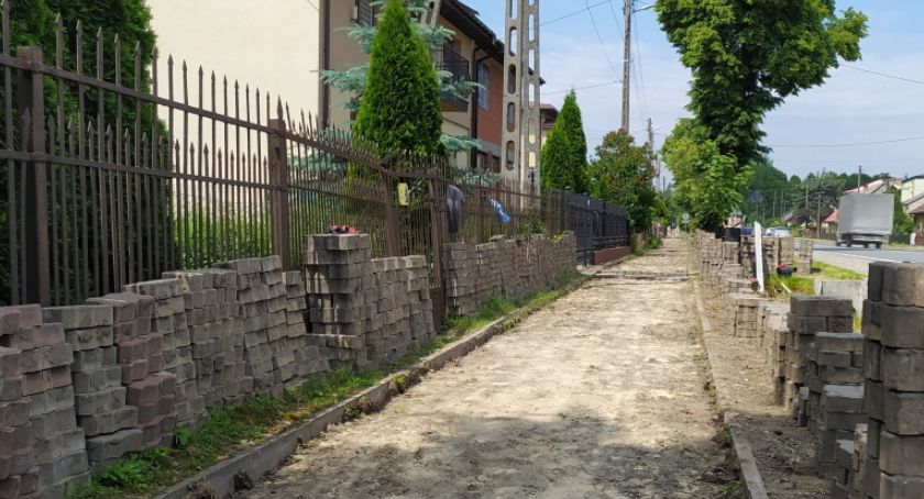 Starachowicki chodnik w remoncie