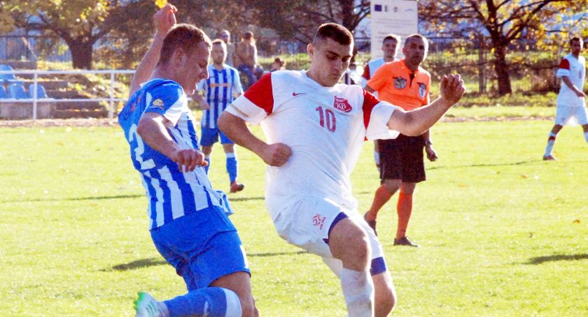 Rzucili wyzwanie ekipom z piłkarskiej Ekstraklasy. Futboliści Kamiennej pomagają