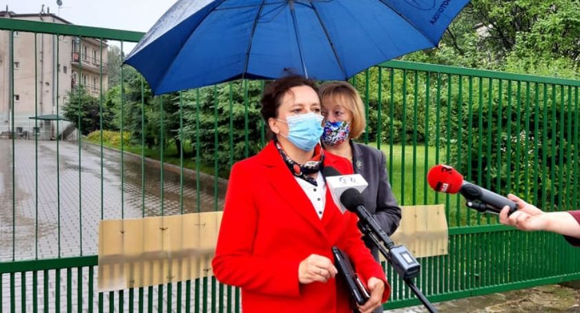 Zakonnicy i ochotnicy wspomogą pracę w DPS