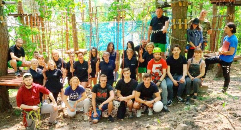 Park linowy nad brodzkim zalewem już dostępny