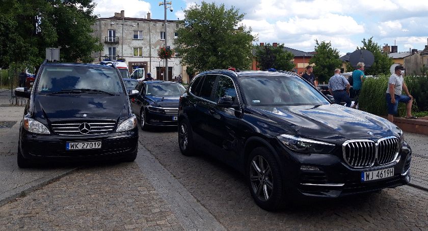 Służba Ochrony Państwa i kilkudziesięciu policjantów w Starachowicach. Oni zabezpieczali wizytę prezydenta [ZDJĘCIA]