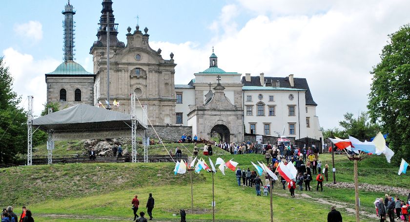 Cudze chwalicie swego nie znacie. Pieszo, z kijami, na rowerze w okolicach Starachowic