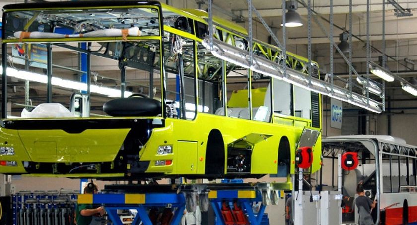 Samochodowy koncern rusza z seryjną produkcją