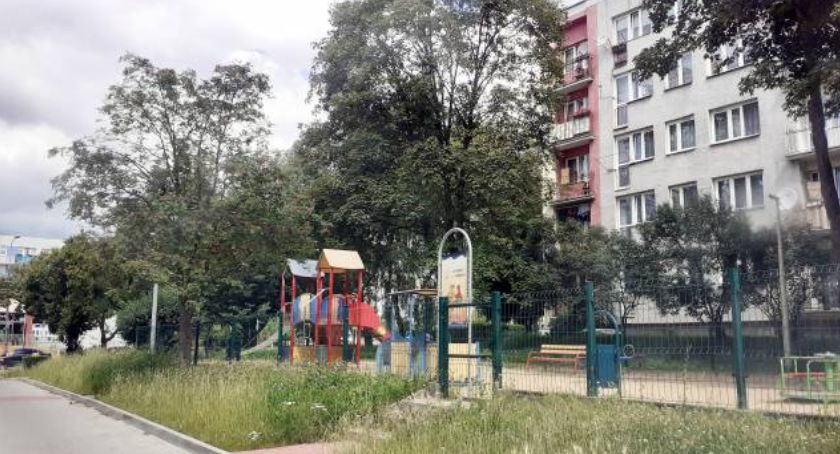 Uciążliwy plac zabaw na starachowickim osiedlu?