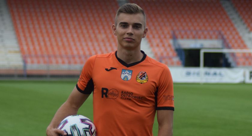 Były napastnik Staru stawia kropkę nad i. Bartosz Szydłowski trafia do siatki rywala