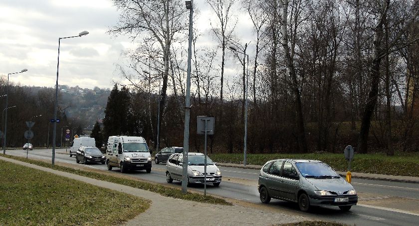 Uwaga awaria - utrudnienia na drodze