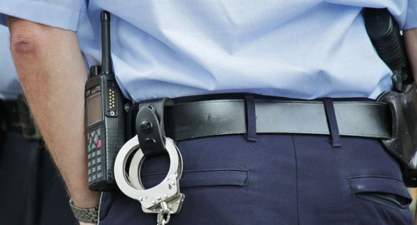 Sekundy na wagę ludzkiego życia. Na szczęście pomogli policjanci