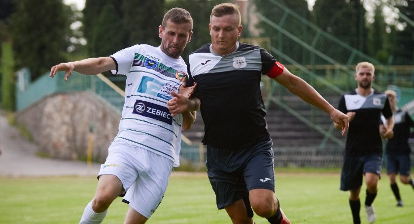 Bartosz Sot lepszy od Dominika Dziułki. W meczu przyjaźni, górą gospodarze