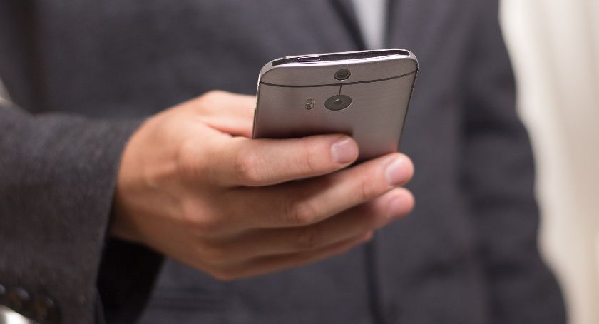 Nieodpłatna pomoc prawna nie tylko na telefon