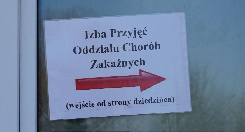 Wzrosła liczba pacjentów w starachowickim szpitalu. Łóżka zajęte 