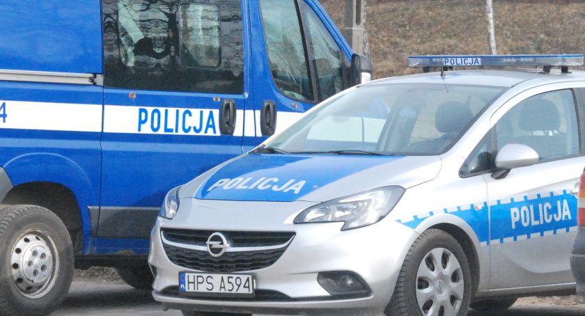 Kto komu nie ustąpił pierwszeństwa? Trasa w kierunku Starachowic zablokowana 