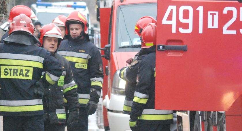 Alarm w budynku Poczty Polskiej w Starachowicach. Poderwali strażaków do działania 