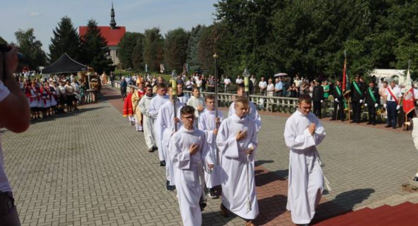 Dziękczynienie rolników za owocny plon w Kałkowie
