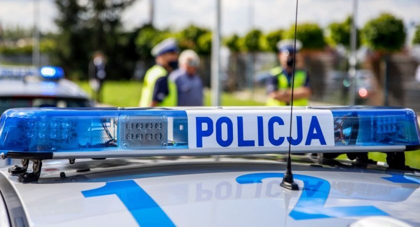 Spore straty po włamaniu do sklepu. Co zabrał ze sobą rabuś?