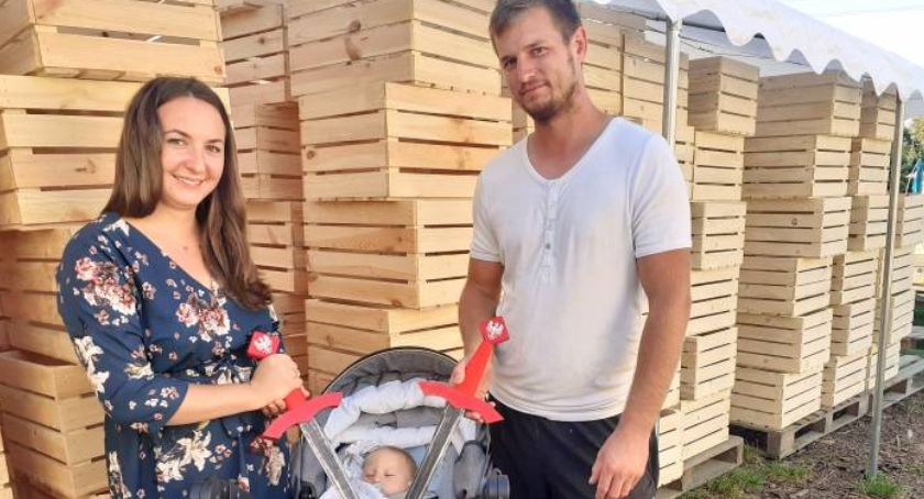 Wąchock. Miecze i kusze zamienili na drewniane skrzynki