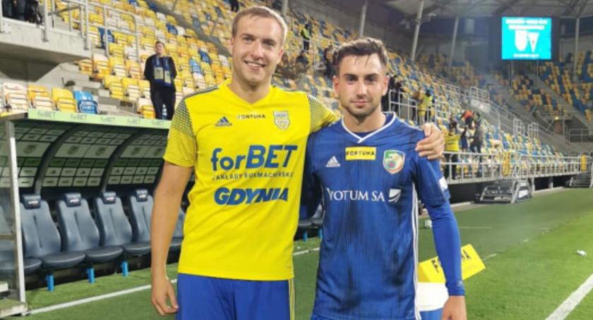 Z jednego klubu wyruszyli w piłkarski świat. Bartosz Kwiecień i Maciej Śliwa zagrali przeciwko sobie