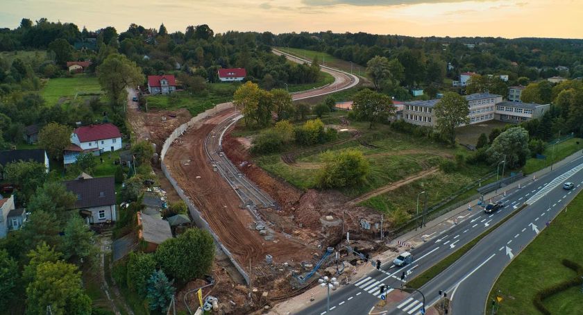 Co ze starym śladem ul. Moniuszki?