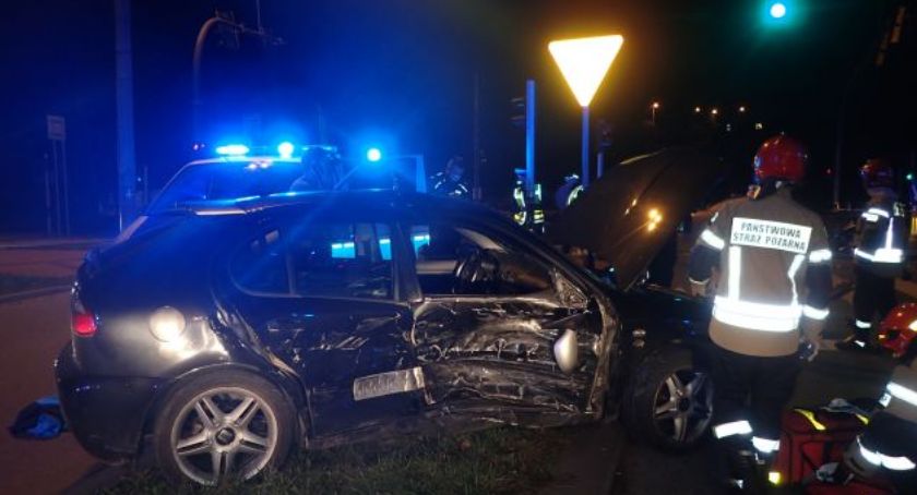 Wypadkowa sobota na naszych drogach. Policjanci apelują o ostrożność [ZDJĘCIA]