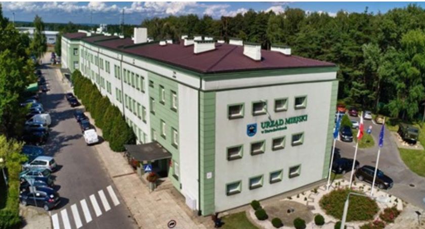 Samorządy ograniczają działalność...