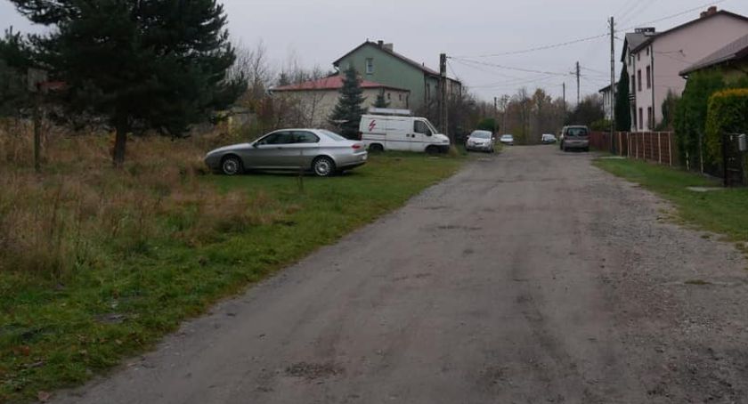 Gruntowe Łazy dostaną asfalt?
