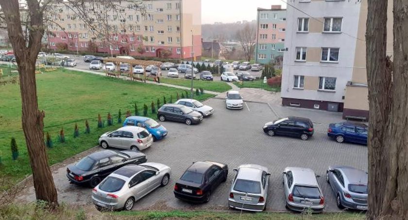 Płatne parkowanie w Starachowicach - koszty, wpływy, opinie zainteresowanych...