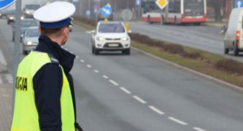 W terenie zabudowanym z nadmierną prędkością. Policjanci podsumowali weekend 