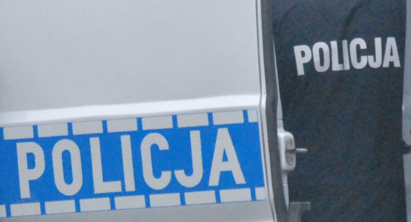 Nie chciał posłusznie otworzyć drzwi do mieszkania. 34-latek noc spędził w PDOZ