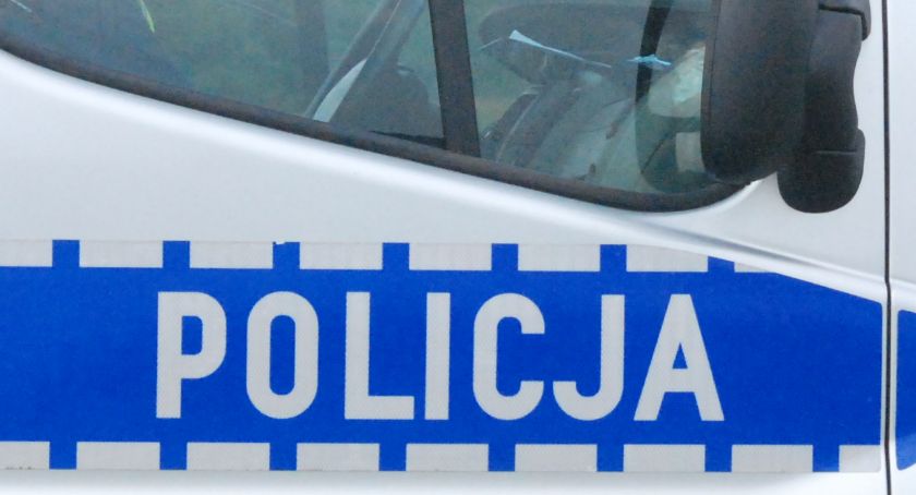 Wtorek bez opadów śniegu, ale... Policjanci radzą by zdjąć nogę z gazu