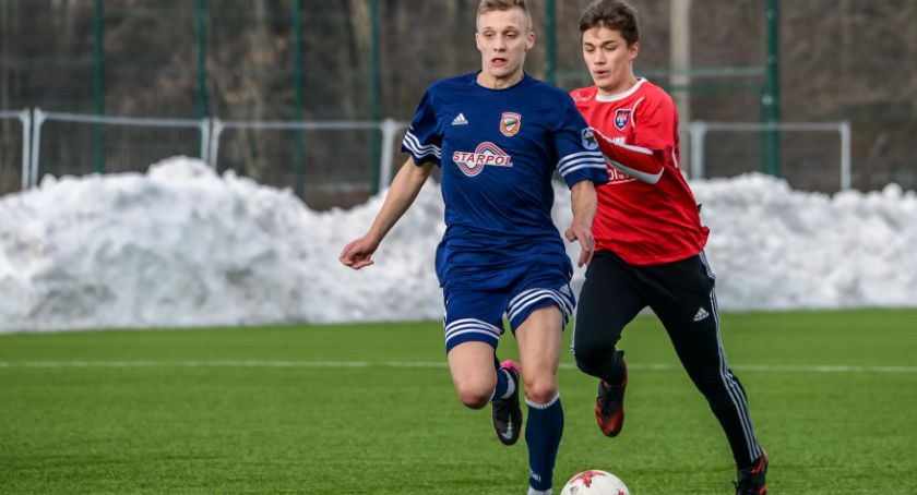 Zimowa giełda transferowa – notowanie 1. Kto przychodzi, kto odchodzi?