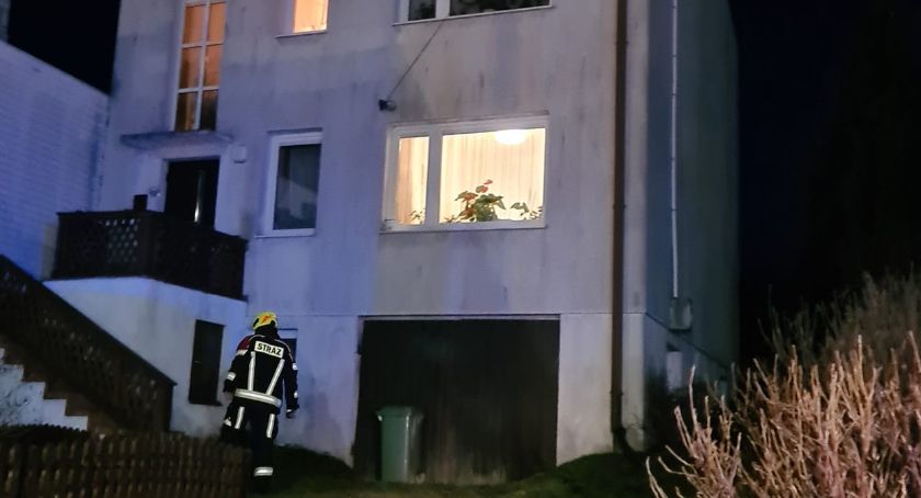 Dom pod kontrolą strażaków. Co wydarzyło się w środowy wieczór?