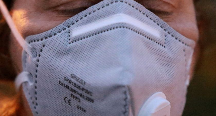 SARS-CoV-2 w powiecie starachowickim. Pandemia wcale nie zwalnia