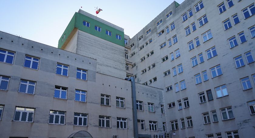 Szpital w Starachowicach. Przybywa pacjentów...