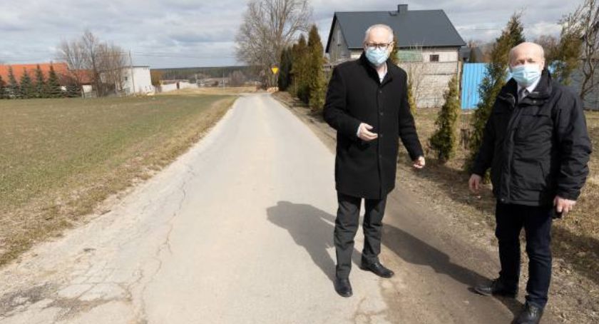 Pawłów. Kolejne drogi gminne do realizacji