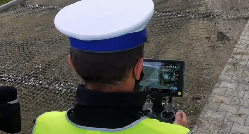 Bezzałogowy statek powietrzny patrolował ruchliwy odcinek. Na niego trzeba uważać