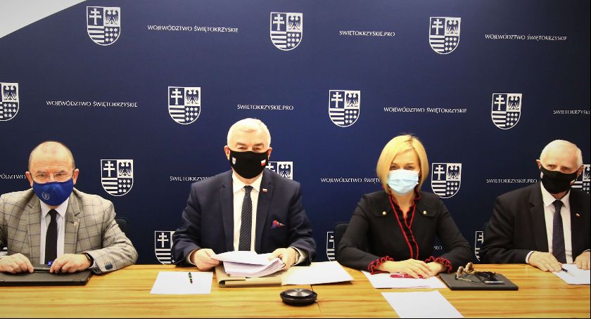 Na walkę z koronawirusem samorząd województwa świętokrzyskiego pozyskał ponad 37 milionów złotych w ramach projektu „Stop wirusowi!”
