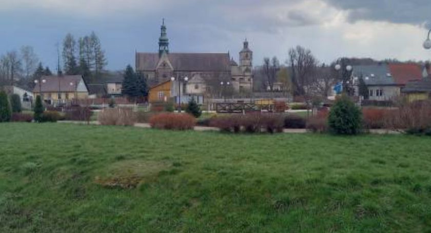 Wąchocki klasztor otrzyma pieniądze od rządu. Kto jeszcze?