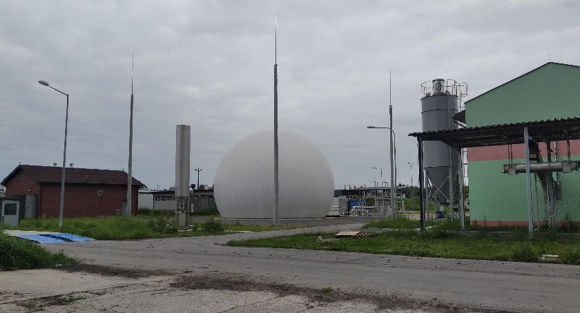 Modernizacja starachowickiej oczyszczalni ścieków na finiszu. Odory nie dają już po nosie?