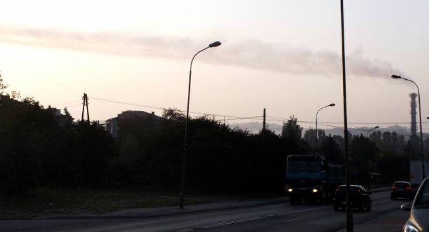 Oświetlenie w Starachowicach. O tym jak je wymieniają...