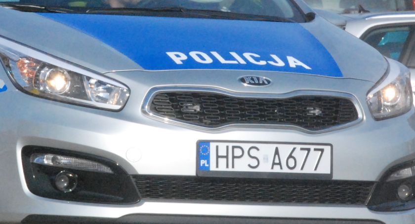  Poszkodowany mieszkaniec powiatu starachowickiego. Dlaczego poprosił o pomoc policjantów?
