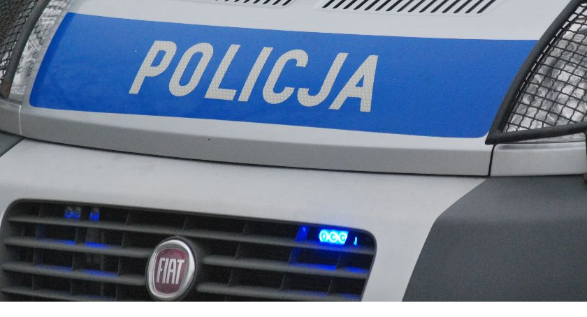 Tym razem miały zakłócić przebieg egzaminów dla ośmioklasistów. Starachowiccy policjanci musieli zareagować