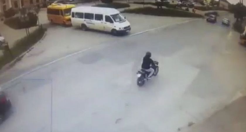  Poszkodowana trafiła do szpitala. Pechowe popołudnie w Skarżysku-Kam.