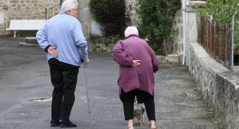 Dlaczego warto być cyfrowym seniorem?