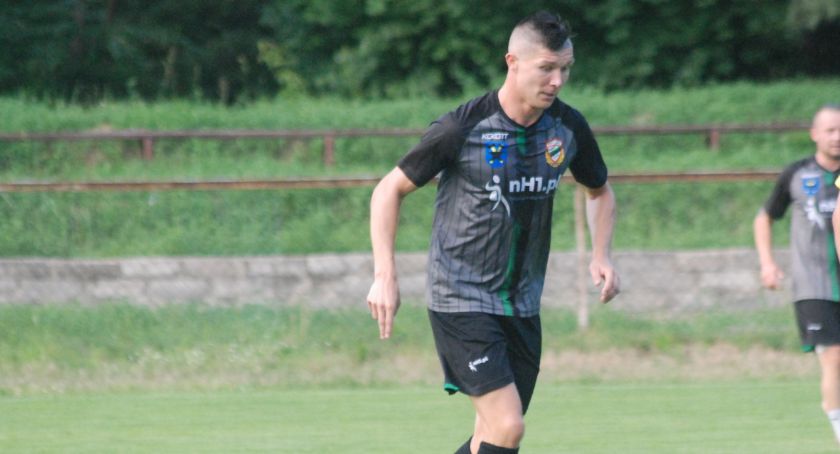 Udany start zespołu Tadeusza Krawca. Doświadczenie i większe umiejętności były po stronie Staru