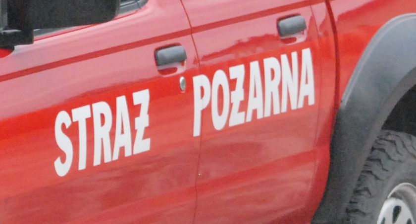  PILNE: pożar na odcinku drogi wojewódzkiej w Pawłowie