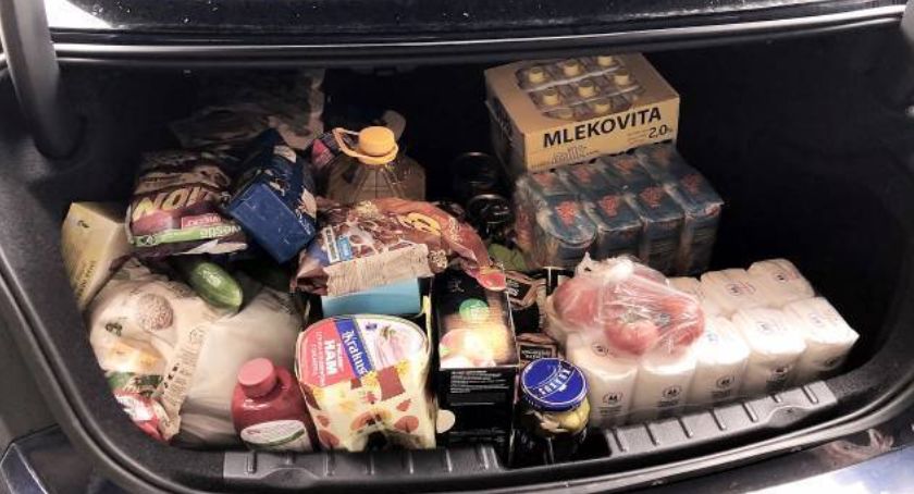 Tony jedzenia na śmietniku, czyli jak marnujemy żywność