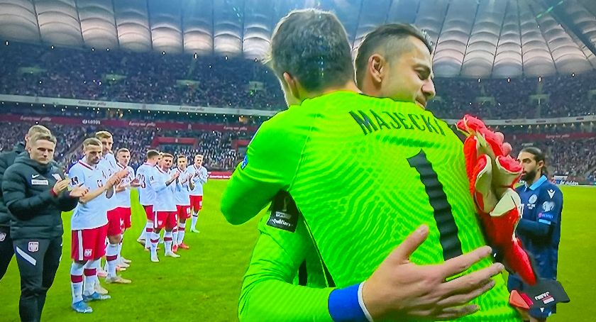  Radosław Majecki zadebiutował w kadrze Paulo Sousy. To był wzruszający moment