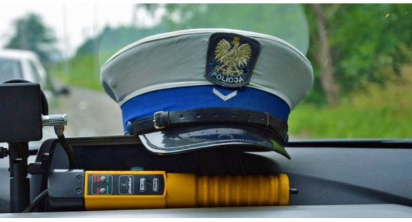 Życie mieszkanki powiatu starachowickiego wisiało na włosku. Brawo policjanci 