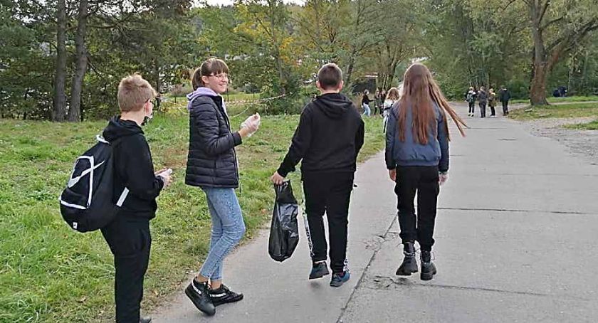 Ruszyli na sprzątanie świata
